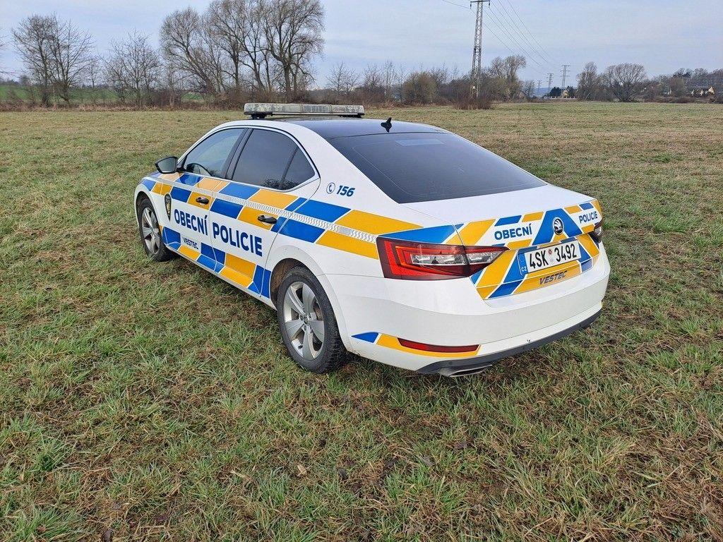 Vozidlo obecní policie Škoda Superb 3