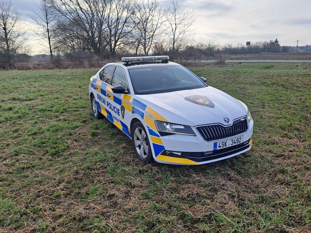 Vozidlo obecní policie Škoda Superb 4